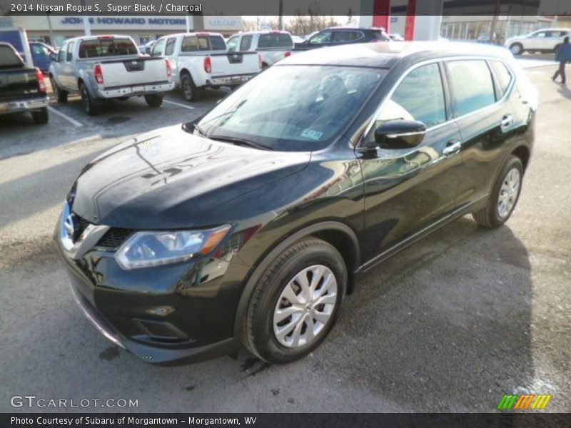 Super Black / Charcoal 2014 Nissan Rogue S