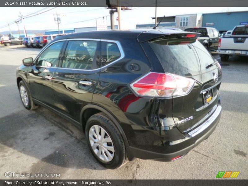 Super Black / Charcoal 2014 Nissan Rogue S