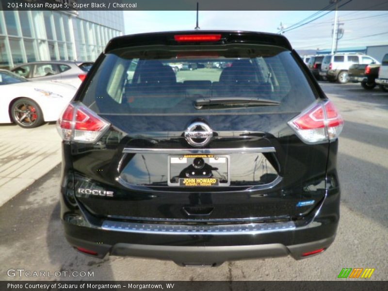 Super Black / Charcoal 2014 Nissan Rogue S
