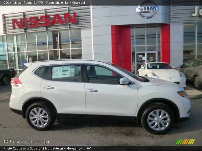 Moonlight White / Charcoal 2014 Nissan Rogue S AWD