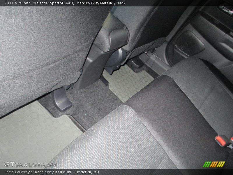 Mercury Gray Metallic / Black 2014 Mitsubishi Outlander Sport SE AWD