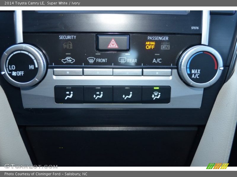 Super White / Ivory 2014 Toyota Camry LE