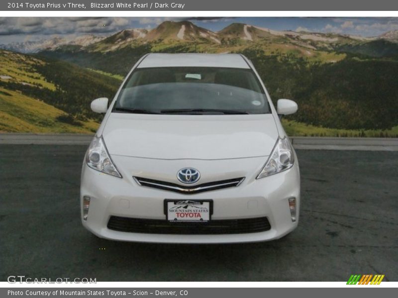 Blizzard White Pearl / Dark Gray 2014 Toyota Prius v Three