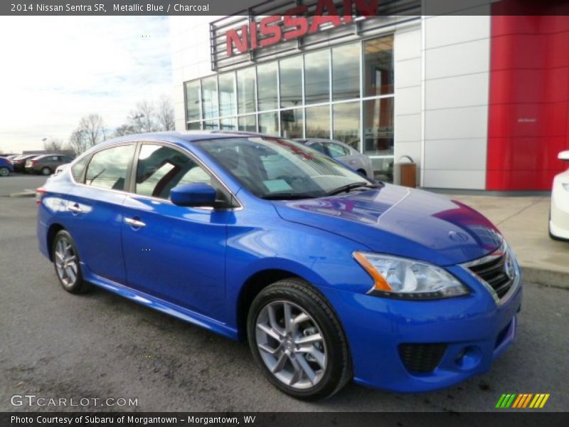 Front 3/4 View of 2014 Sentra SR