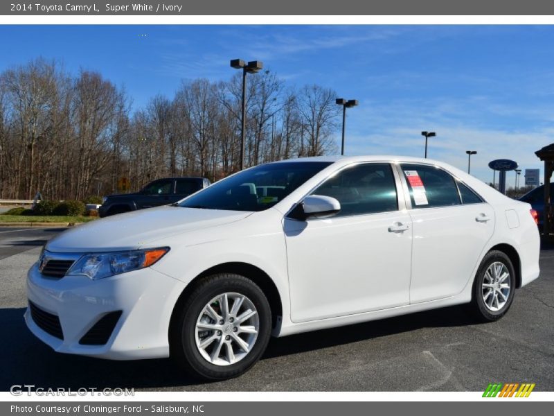Super White / Ivory 2014 Toyota Camry L
