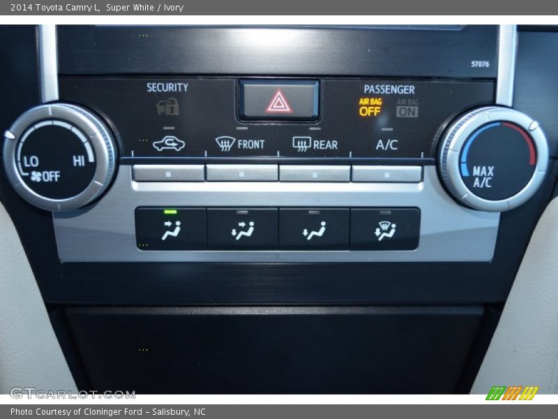 Super White / Ivory 2014 Toyota Camry L