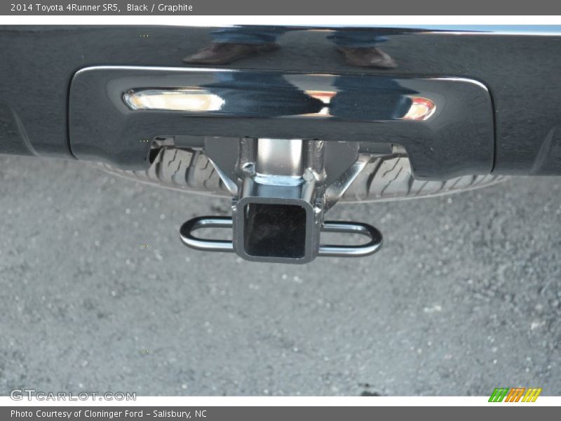 Black / Graphite 2014 Toyota 4Runner SR5