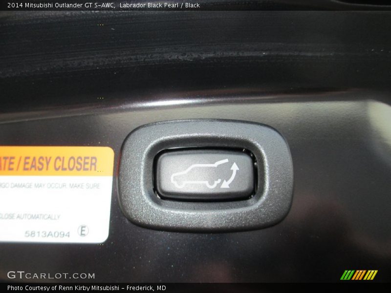 Labrador Black Pearl / Black 2014 Mitsubishi Outlander GT S-AWC