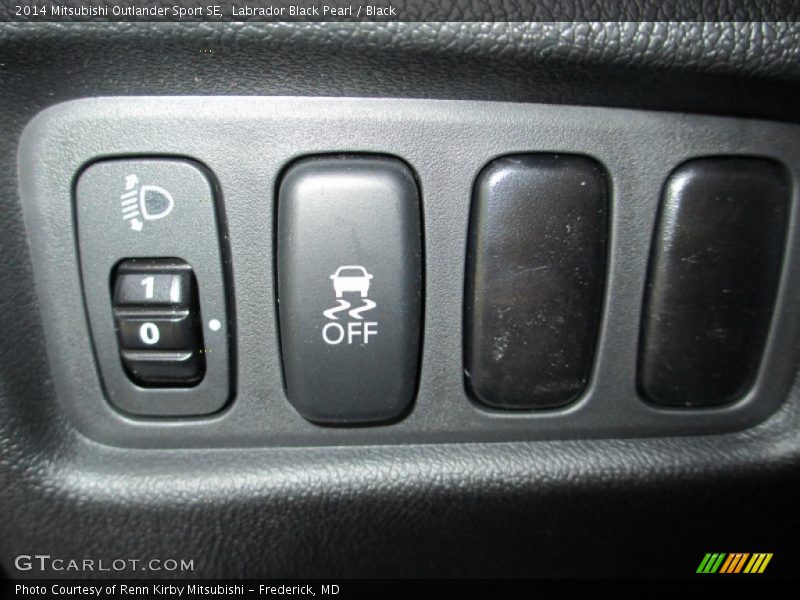 Labrador Black Pearl / Black 2014 Mitsubishi Outlander Sport SE