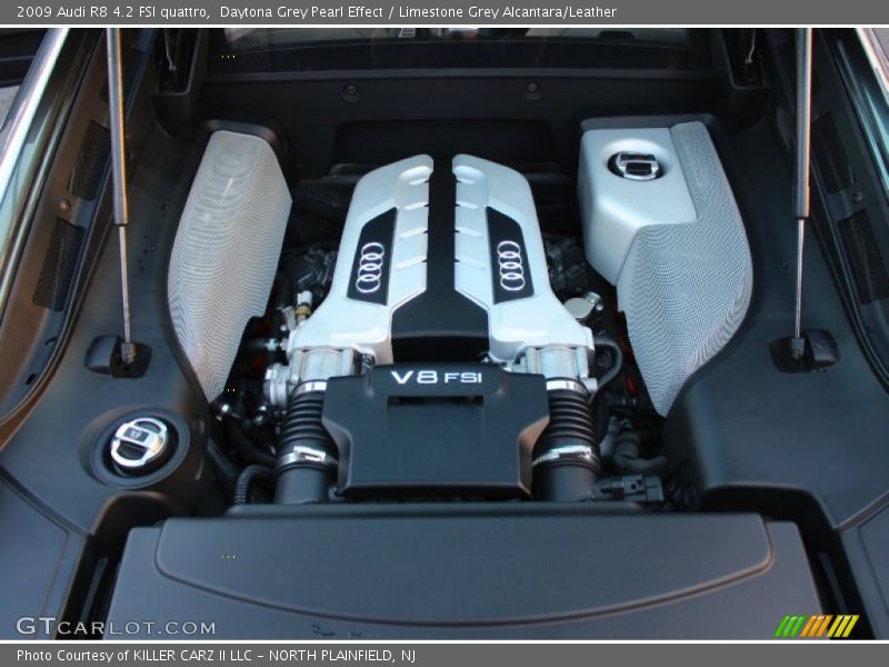  2009 R8 4.2 FSI quattro Engine - 4.2 Liter FSI DOHC 32-Valve VVT V8