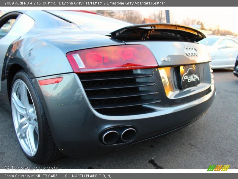Daytona Grey Pearl Effect / Limestone Grey Alcantara/Leather 2009 Audi R8 4.2 FSI quattro