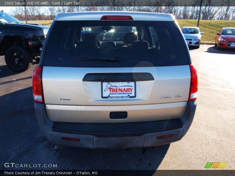 Gold / Light Tan 2002 Saturn VUE V6 AWD