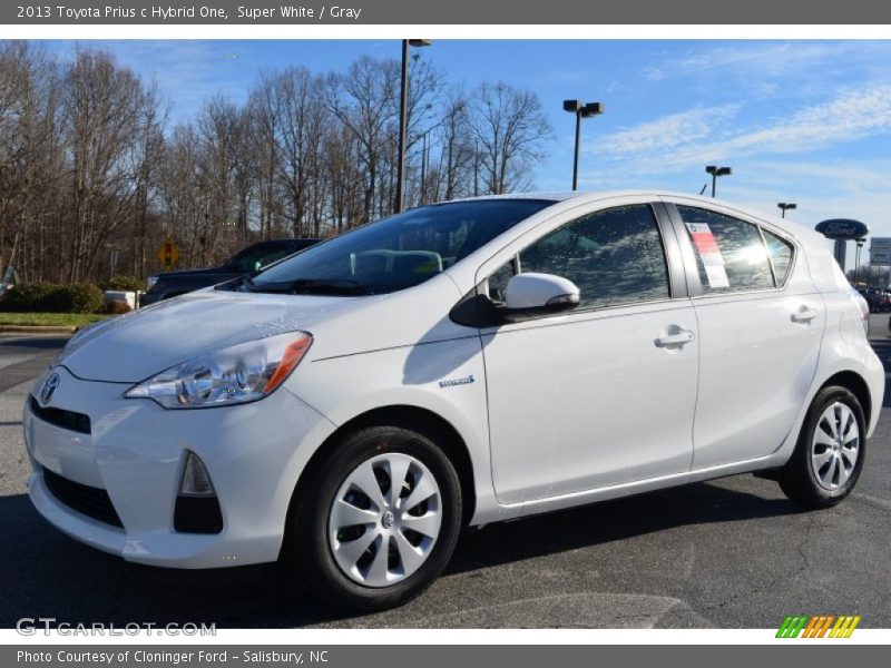 Super White / Gray 2013 Toyota Prius c Hybrid One