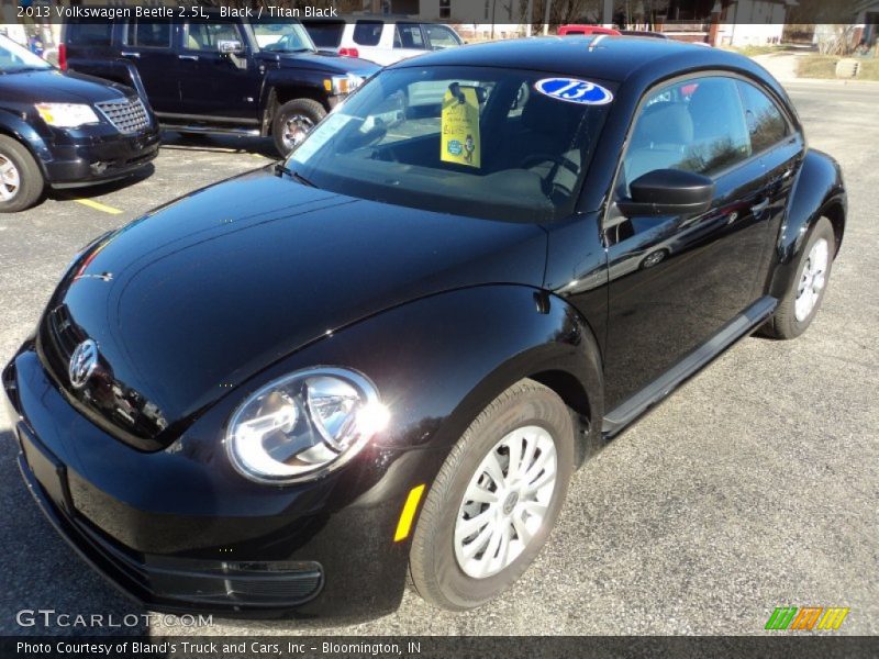 Black / Titan Black 2013 Volkswagen Beetle 2.5L