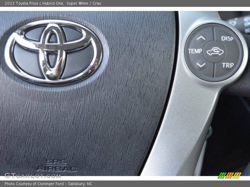 Super White / Gray 2013 Toyota Prius c Hybrid One