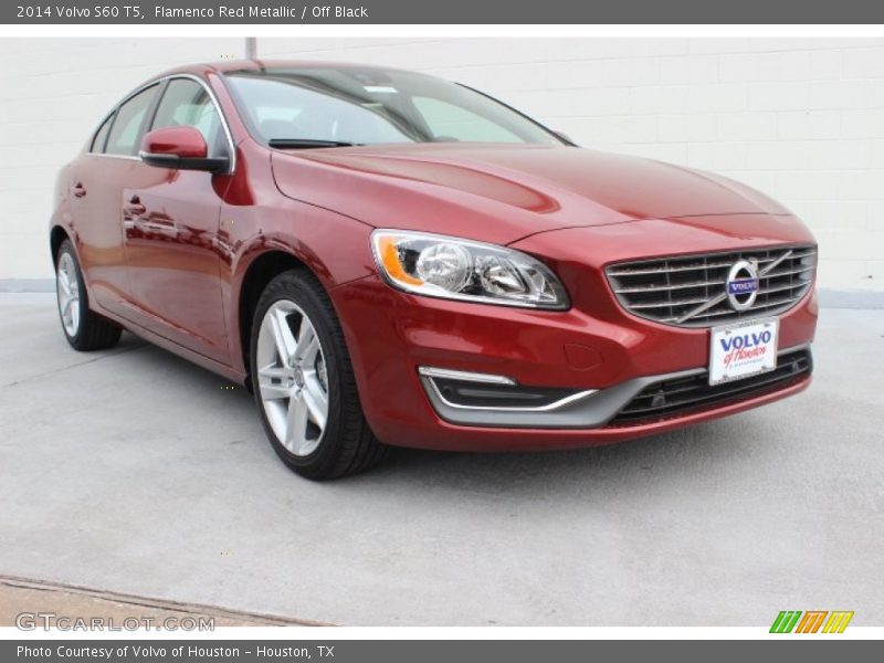 Flamenco Red Metallic / Off Black 2014 Volvo S60 T5