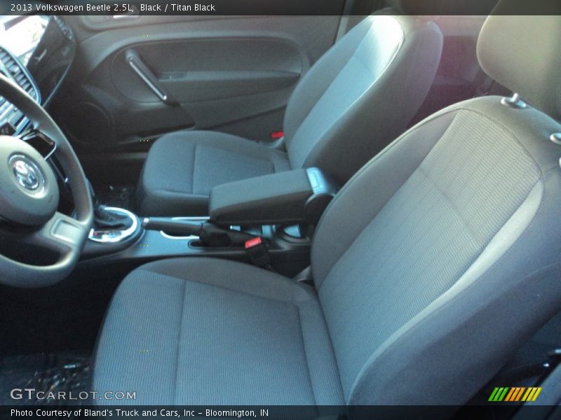 Black / Titan Black 2013 Volkswagen Beetle 2.5L