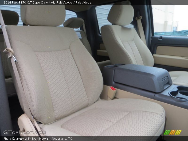 Front Seat of 2014 F150 XLT SuperCrew 4x4