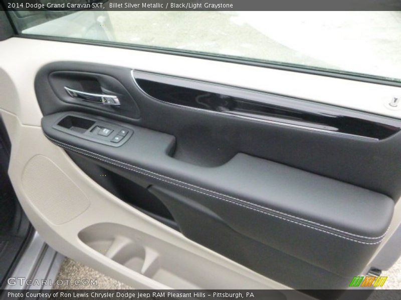 Billet Silver Metallic / Black/Light Graystone 2014 Dodge Grand Caravan SXT