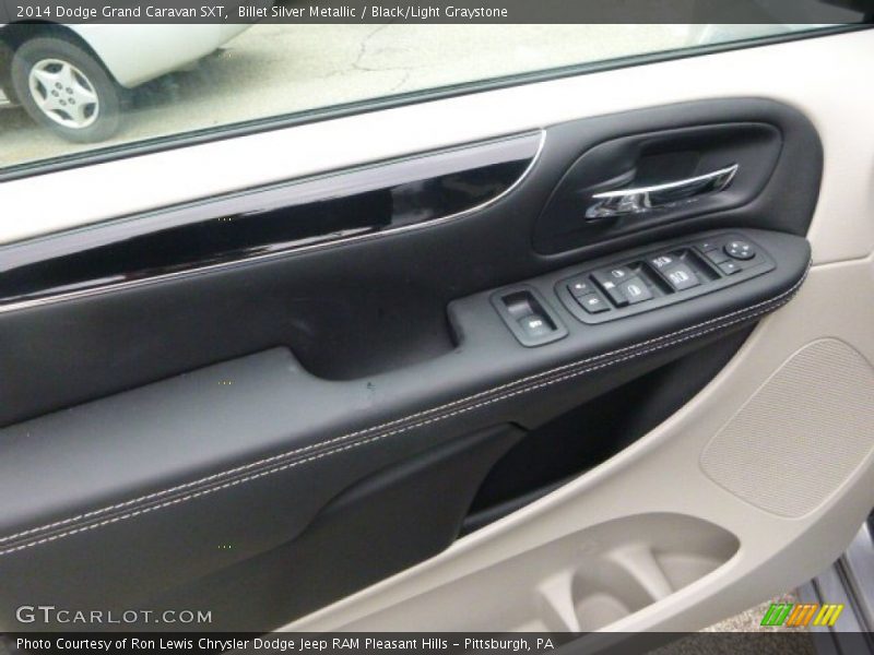 Billet Silver Metallic / Black/Light Graystone 2014 Dodge Grand Caravan SXT