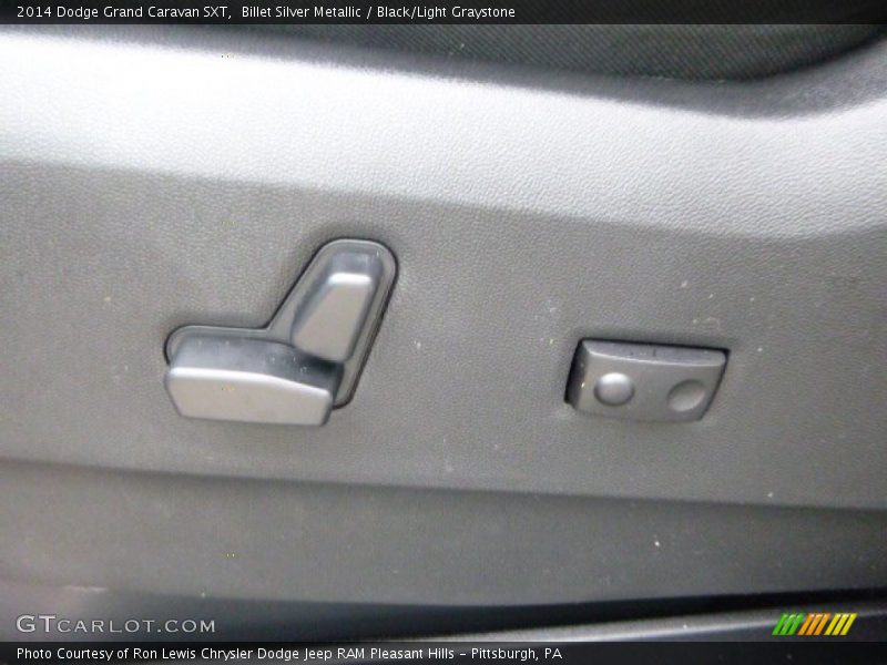 Billet Silver Metallic / Black/Light Graystone 2014 Dodge Grand Caravan SXT