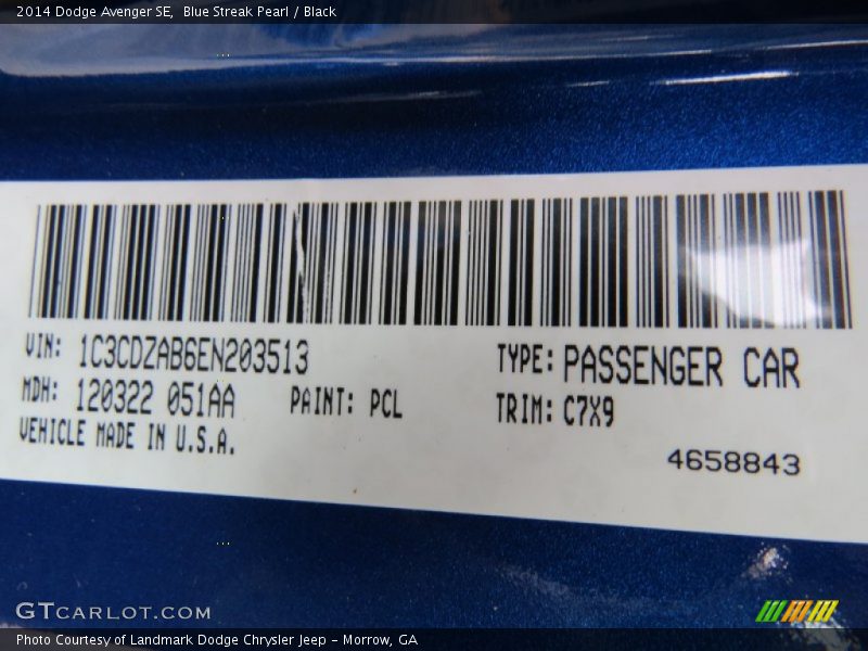 Blue Streak Pearl / Black 2014 Dodge Avenger SE
