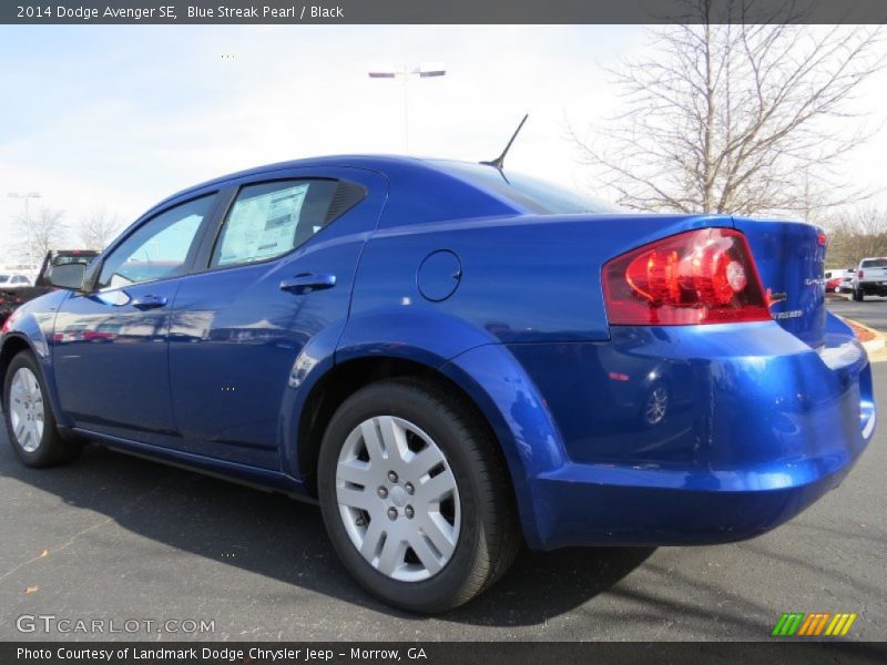 Blue Streak Pearl / Black 2014 Dodge Avenger SE
