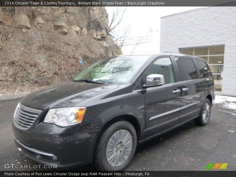 Brilliant Black Crystal Pearl / Black/Light Graystone 2014 Chrysler Town & Country Touring-L