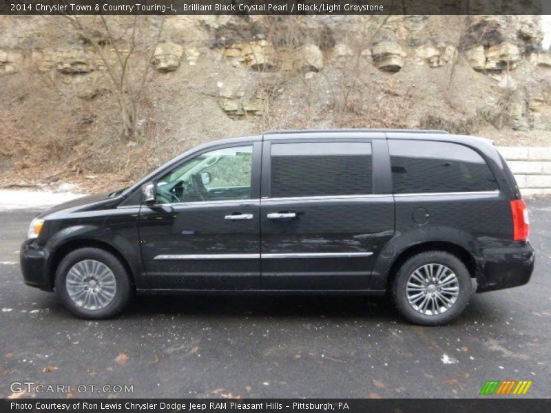 Brilliant Black Crystal Pearl / Black/Light Graystone 2014 Chrysler Town & Country Touring-L