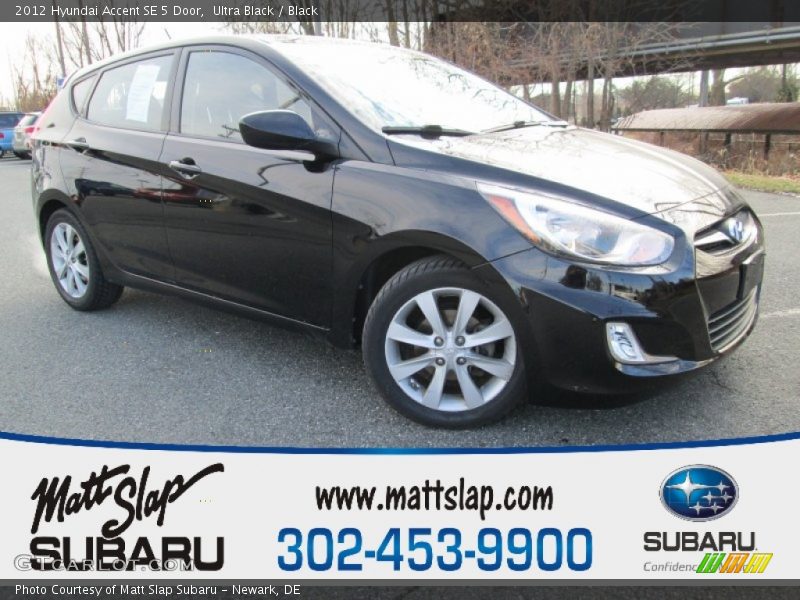 Ultra Black / Black 2012 Hyundai Accent SE 5 Door