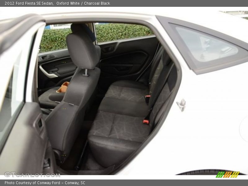 Oxford White / Charcoal Black 2012 Ford Fiesta SE Sedan
