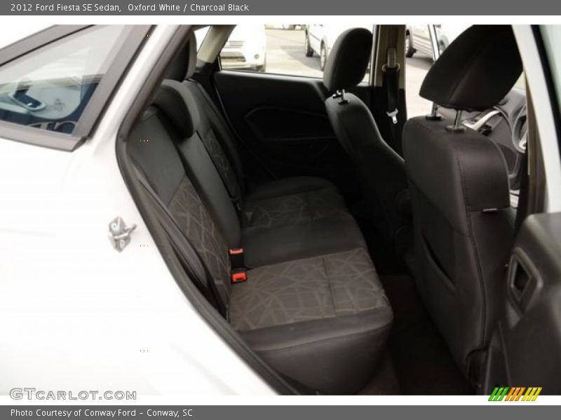 Oxford White / Charcoal Black 2012 Ford Fiesta SE Sedan