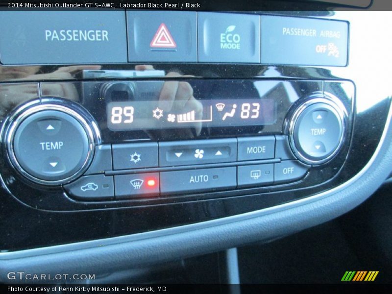 Labrador Black Pearl / Black 2014 Mitsubishi Outlander GT S-AWC