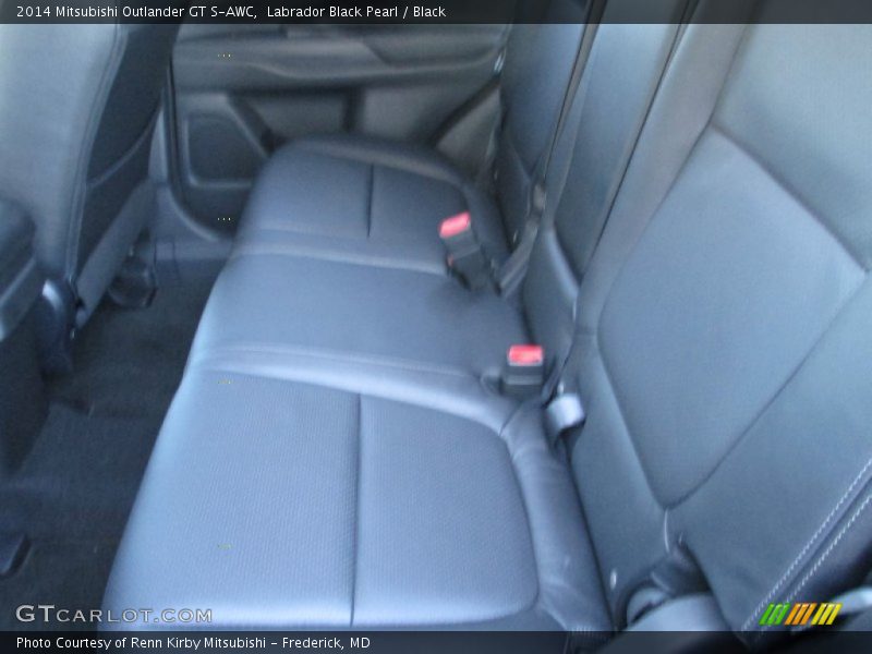 Labrador Black Pearl / Black 2014 Mitsubishi Outlander GT S-AWC