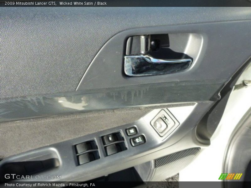 Wicked White Satin / Black 2009 Mitsubishi Lancer GTS