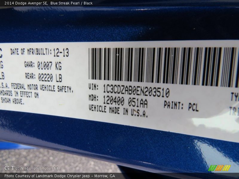 Blue Streak Pearl / Black 2014 Dodge Avenger SE