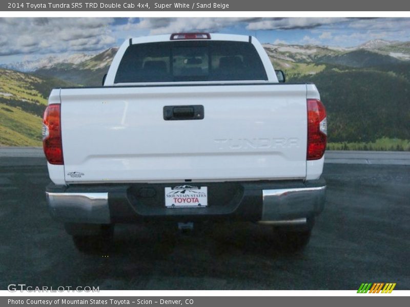 Super White / Sand Beige 2014 Toyota Tundra SR5 TRD Double Cab 4x4