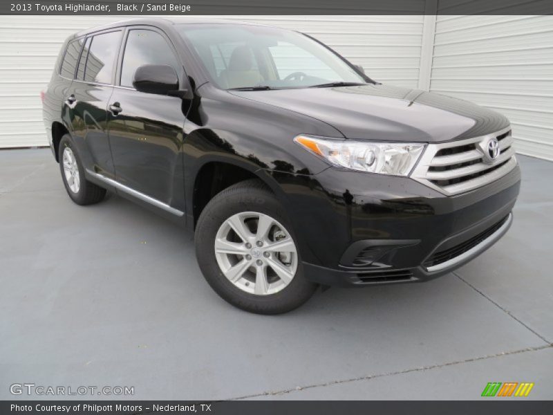 Black / Sand Beige 2013 Toyota Highlander