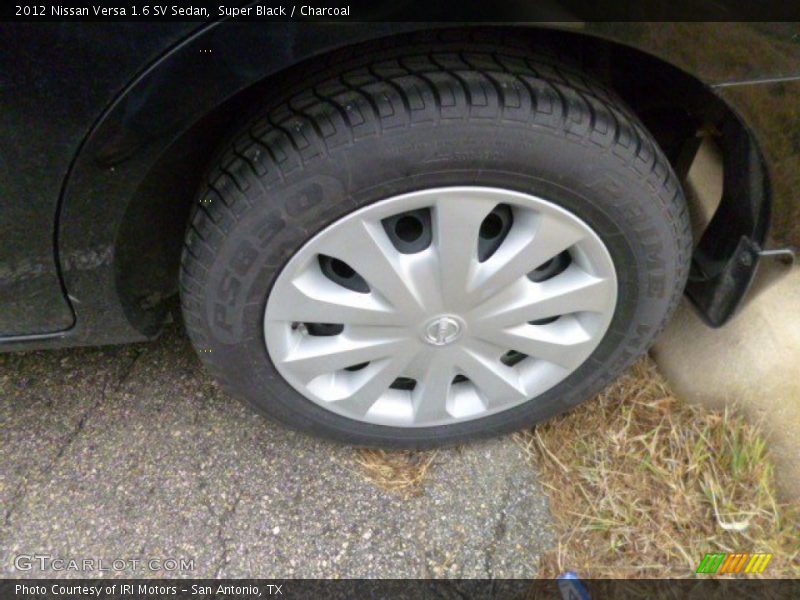 Super Black / Charcoal 2012 Nissan Versa 1.6 SV Sedan