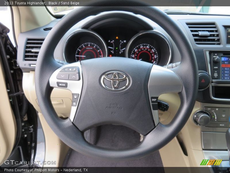 Black / Sand Beige 2013 Toyota Highlander