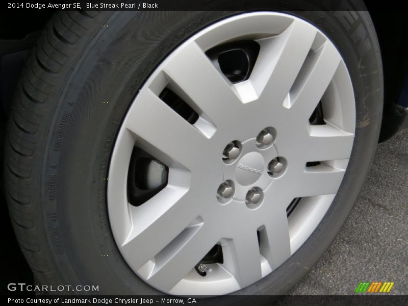 Blue Streak Pearl / Black 2014 Dodge Avenger SE