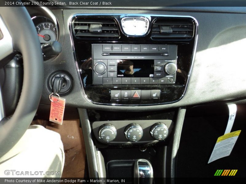 Black Clear Coat / Black 2014 Chrysler 200 Touring Sedan