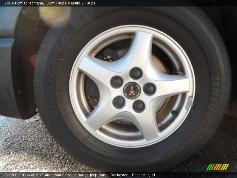 Light Taupe Metallic / Taupe 2004 Pontiac Montana