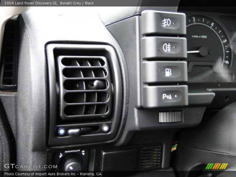 Bonatti Grey / Black 2004 Land Rover Discovery SE