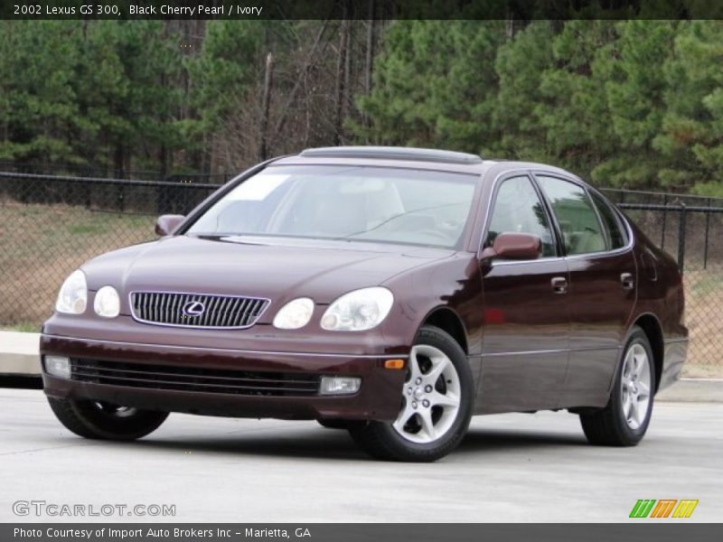 Front 3/4 View of 2002 GS 300