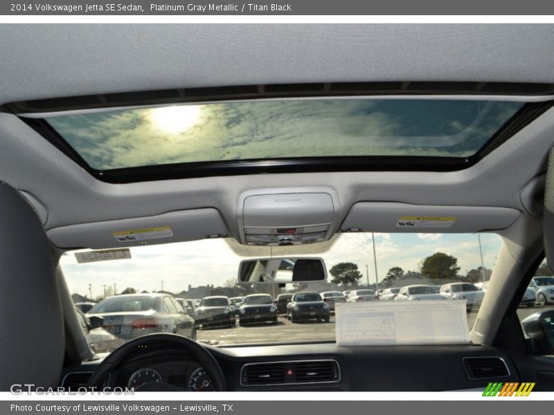 Platinum Gray Metallic / Titan Black 2014 Volkswagen Jetta SE Sedan