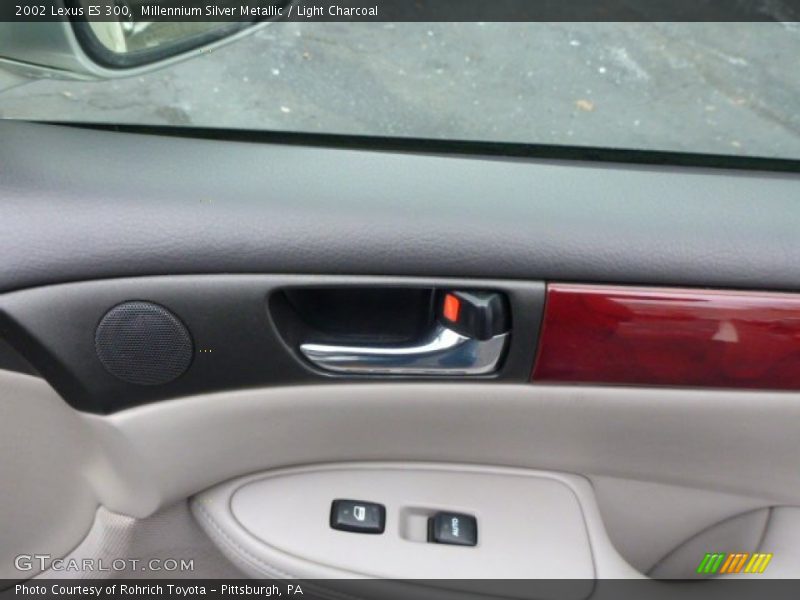 Millennium Silver Metallic / Light Charcoal 2002 Lexus ES 300