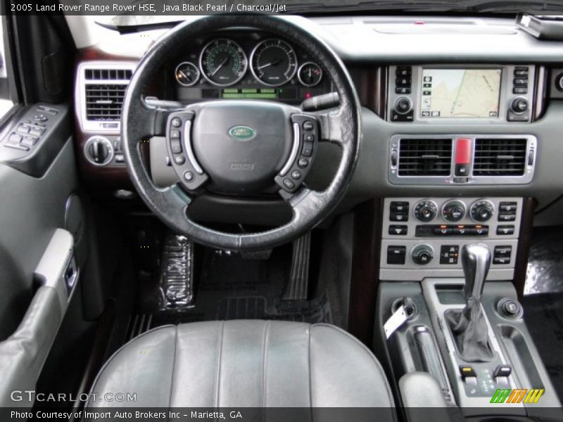 Dashboard of 2005 Range Rover HSE