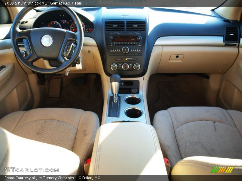 Garnet Red / Tan 2009 Saturn Outlook XE