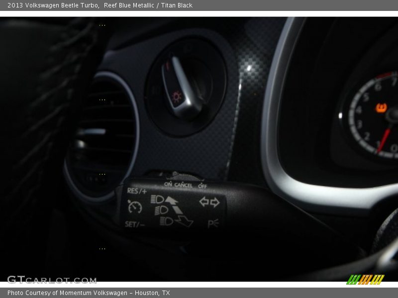 Reef Blue Metallic / Titan Black 2013 Volkswagen Beetle Turbo